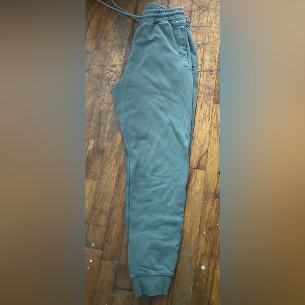 Green kolby sweatpants